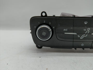 2015-2018 Ford Focus Climate Control Module Temperature AC/Heater Replacement P/N:F1ET-19980-LJ F1ET-19980-JF Fits OEM Used Auto Parts