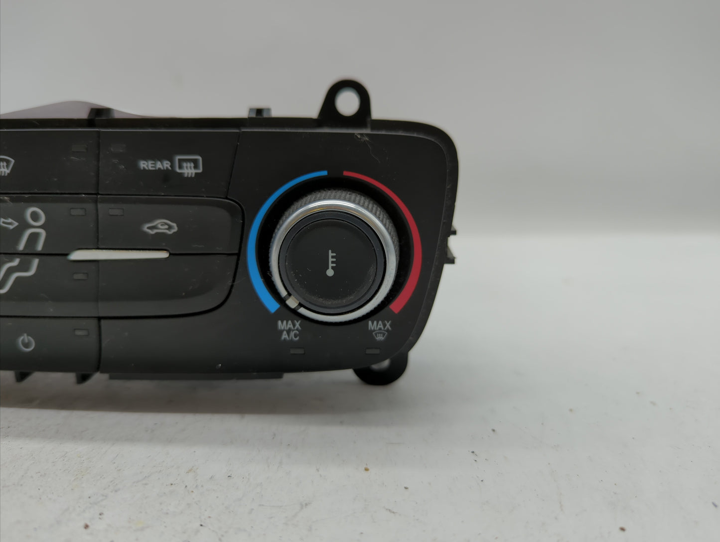 2015-2018 Ford Focus Climate Control Module Temperature AC/Heater Replacement P/N:F1ET-19980-LJ F1ET-19980-JF Fits OEM Used 