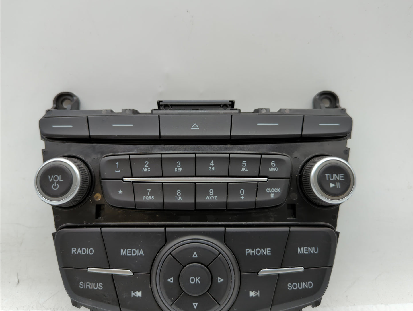 2016 Ford Focus Climate Control Module Temperature AC/Heater Replacement P/N:F1ET18K811KD Fits OEM Used Auto Parts - Oemused