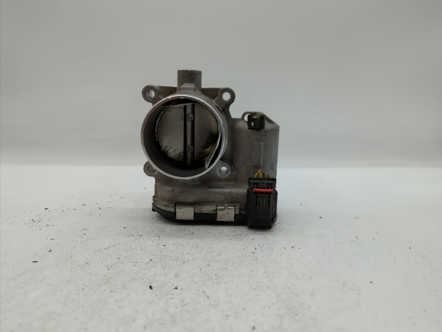 2014-2018 Ford Focus Throttle Body P/N:DS7E-9F991-BB Fits Fits 2014 2015 2016 2017 2018 2019 OEM Used Auto Parts - Oemusedau