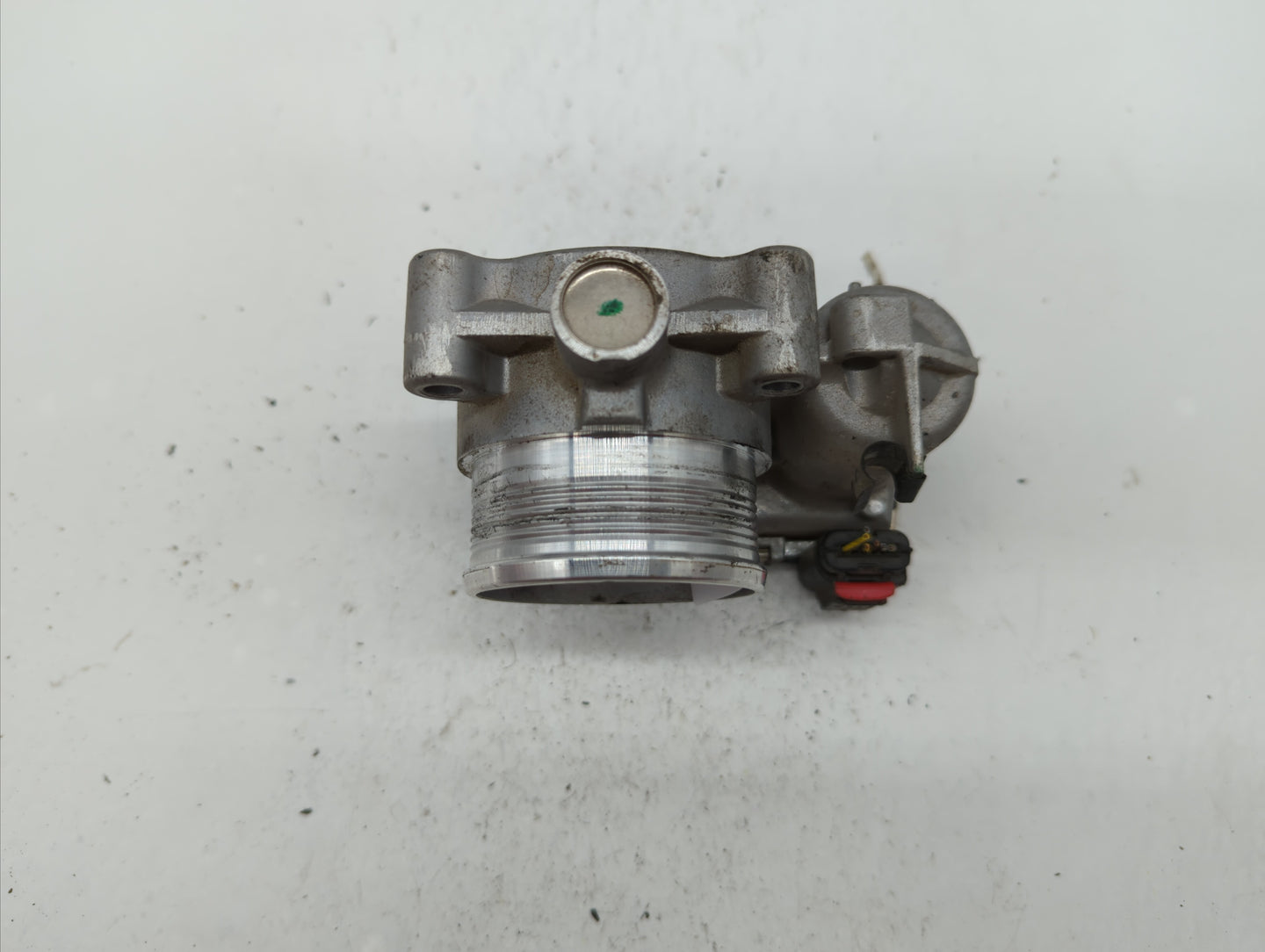 2014-2018 Ford Focus Throttle Body P/N:DS7E-9F991-BB Fits Fits 2014 2015 2016 2017 2018 2019 OEM Used Auto Parts - Oemusedau