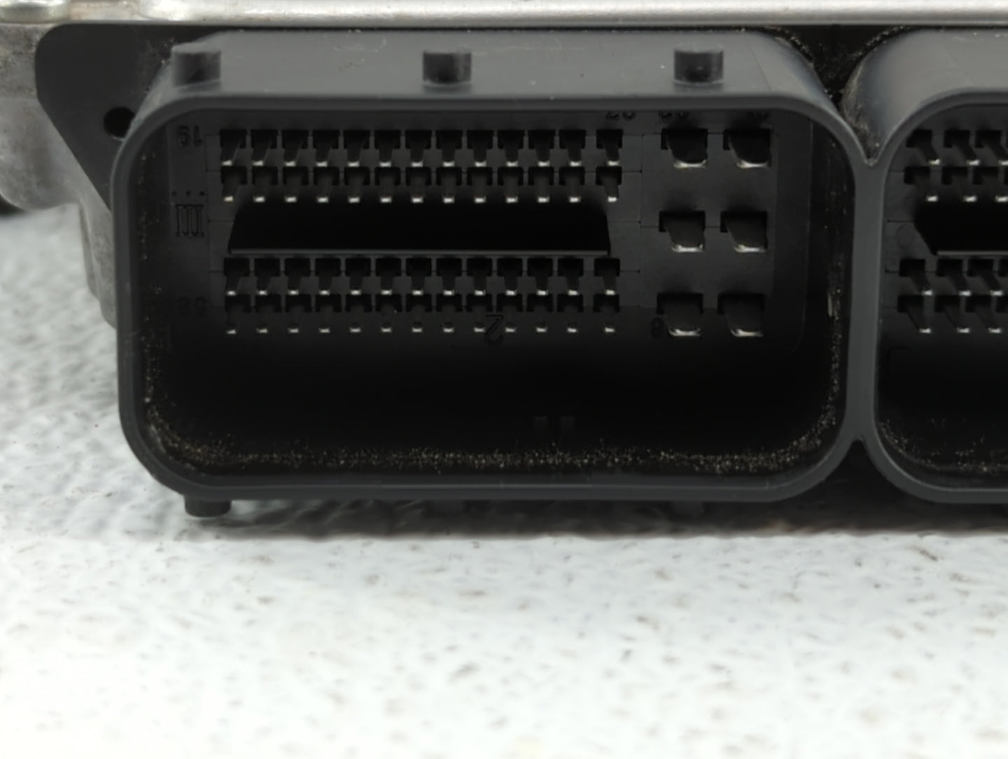 2013-2018 Ford Focus PCM Engine Control Computer ECU ECM PCU OEM P/N:DM5A-12A650-CA EMA-12A650-VA Fits OEM Used Auto Parts -