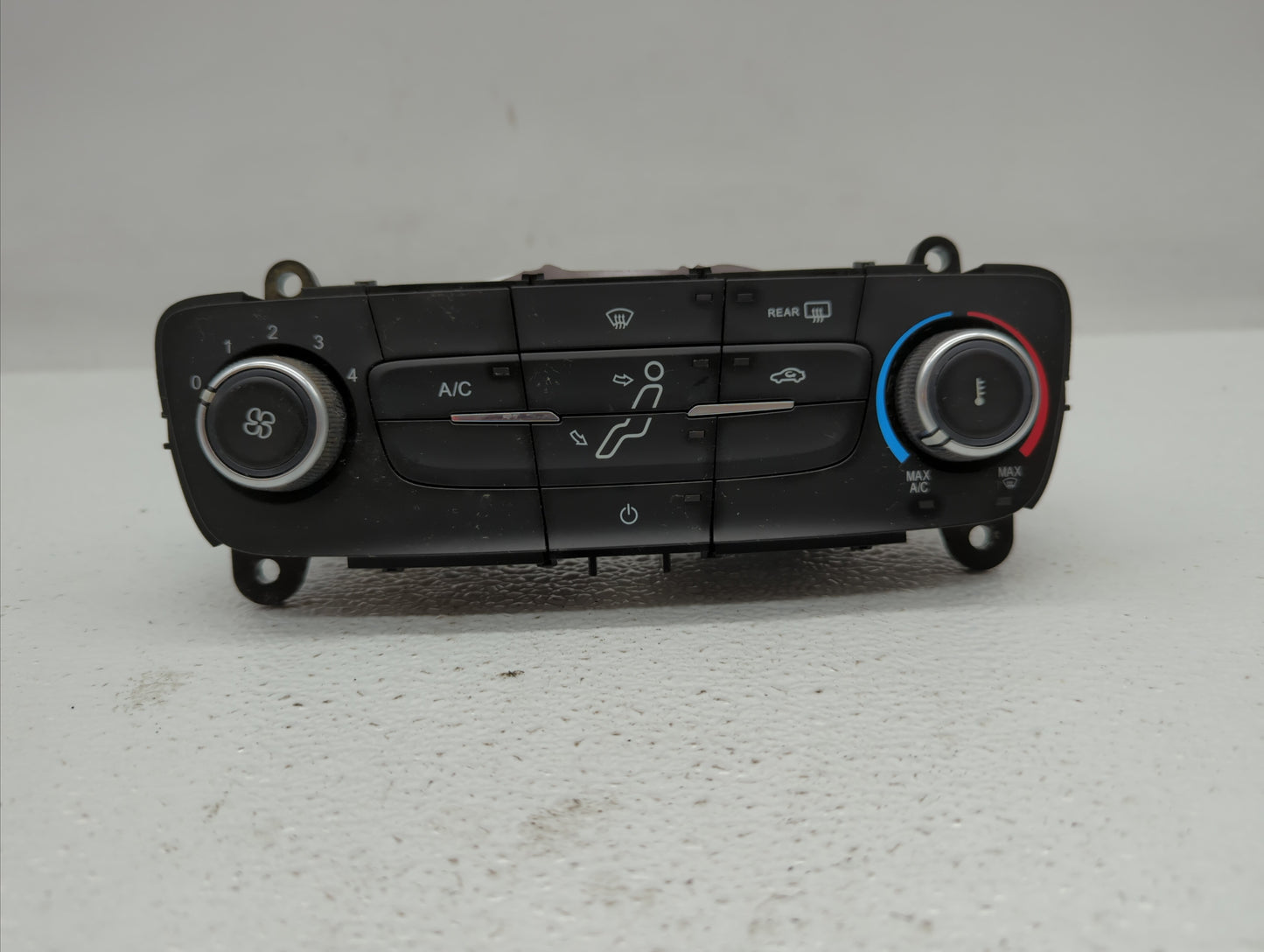 2015-2018 Ford Focus Climate Control Module Temperature AC/Heater Replacement P/N:F1ET-19980-JG F1ET-19980-LJ Fits OEM Used 