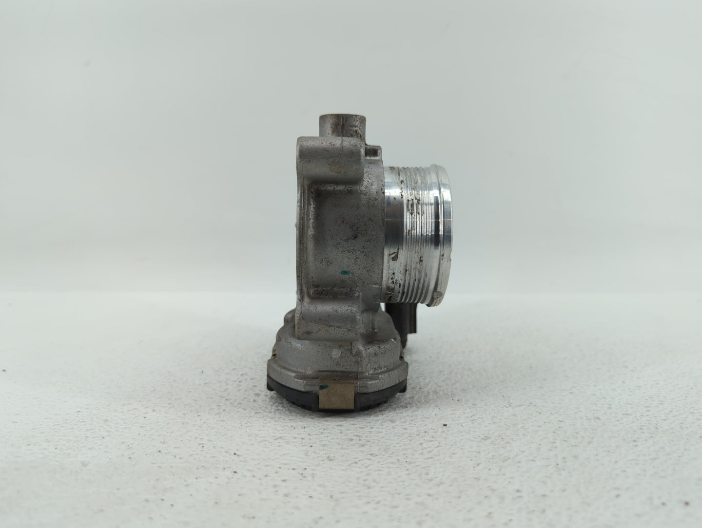 2014-2018 Ford Focus Throttle Body P/N:DS7E-9F991-BB Fits Fits 2014 2015 2016 2017 2018 2019 OEM Used Auto Parts - Oemusedau