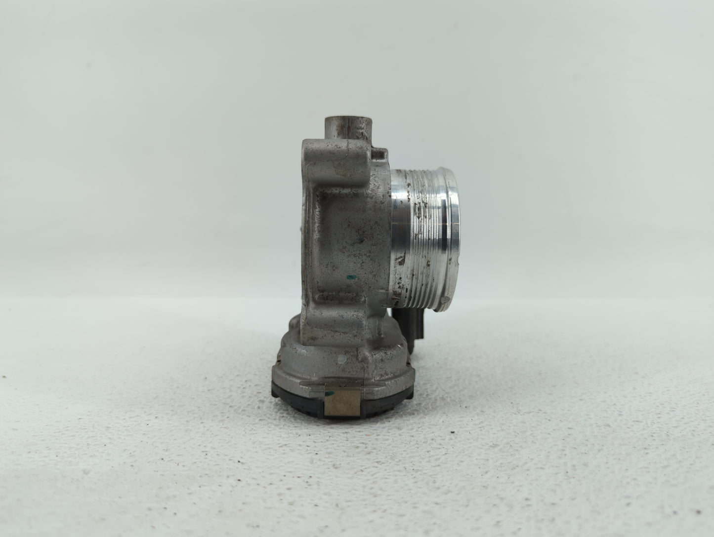 2014-2018 Ford Focus Throttle Body P/N:DS7E-9F991-BB Fits Fits 2014 2015 2016 2017 2018 2019 OEM Used Auto Parts - Oemusedau