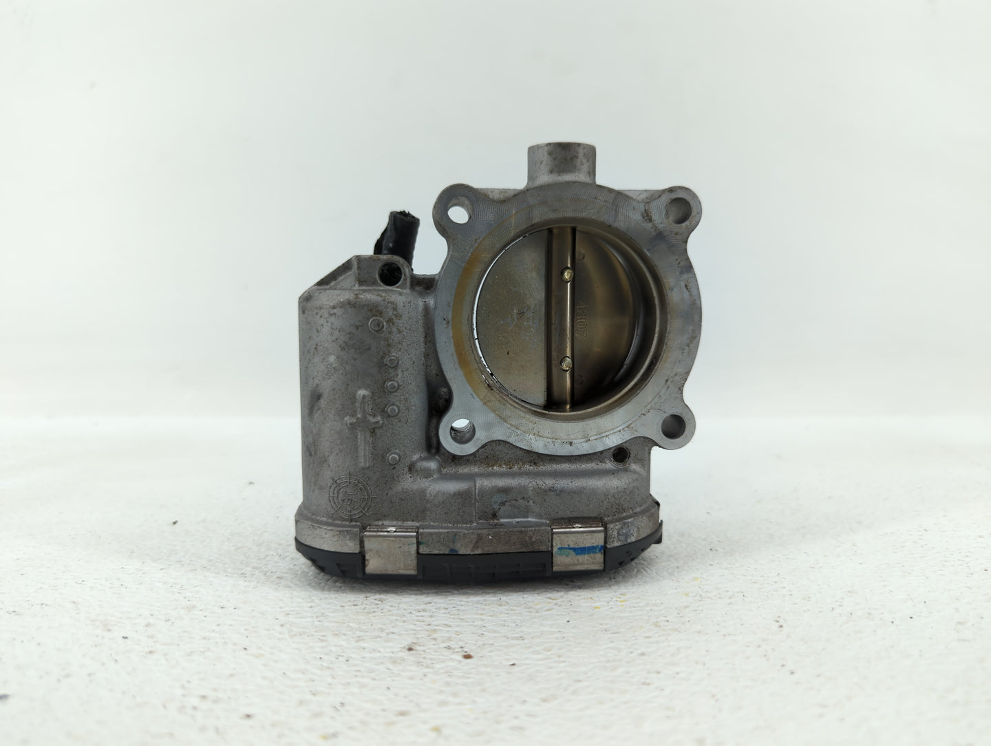 2014-2018 Ford Focus Throttle Body P/N:0 280 750 566 DS7E-9F991-BB Fits Fits 2014 2015 2016 2017 2018 2019 OEM Used Auto Par