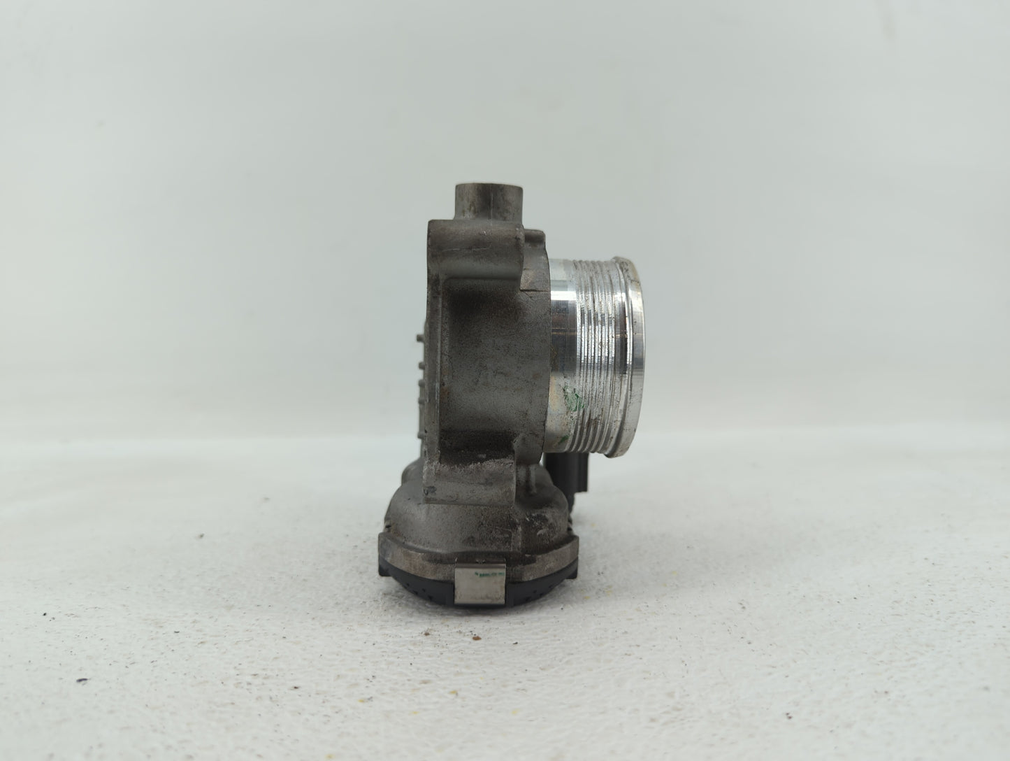 2014-2018 Ford Focus Throttle Body P/N:0 280 750 566 DS7E-9F991-BB Fits Fits 2014 2015 2016 2017 2018 2019 OEM Used Auto Par
