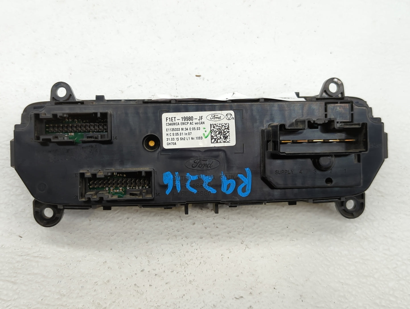 2015-2018 Ford Focus Climate Control Module Temperature AC/Heater Replacement P/N:F1ET-18K811-KD F1ET-18549 Fits OEM Used Au