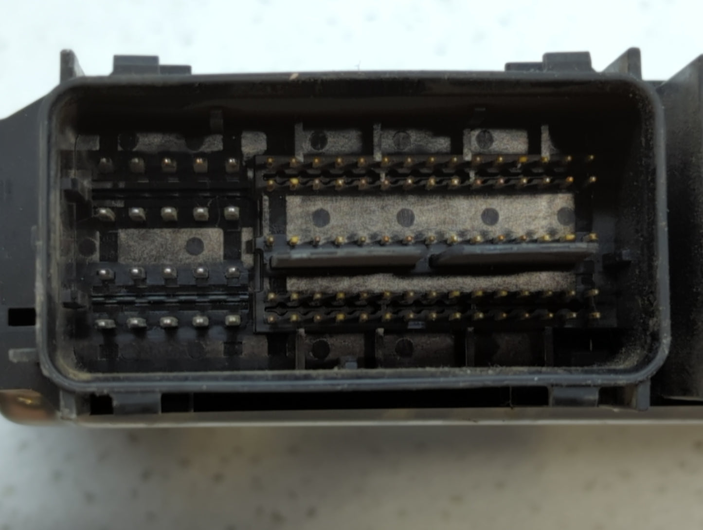 2016-2018 Ford Focus PCM Engine Control Computer ECU ECM PCU OEM P/N:RMFV6A-12A650-CA EM5A-12A650-ACC Fits Fits 2016 2017 20
