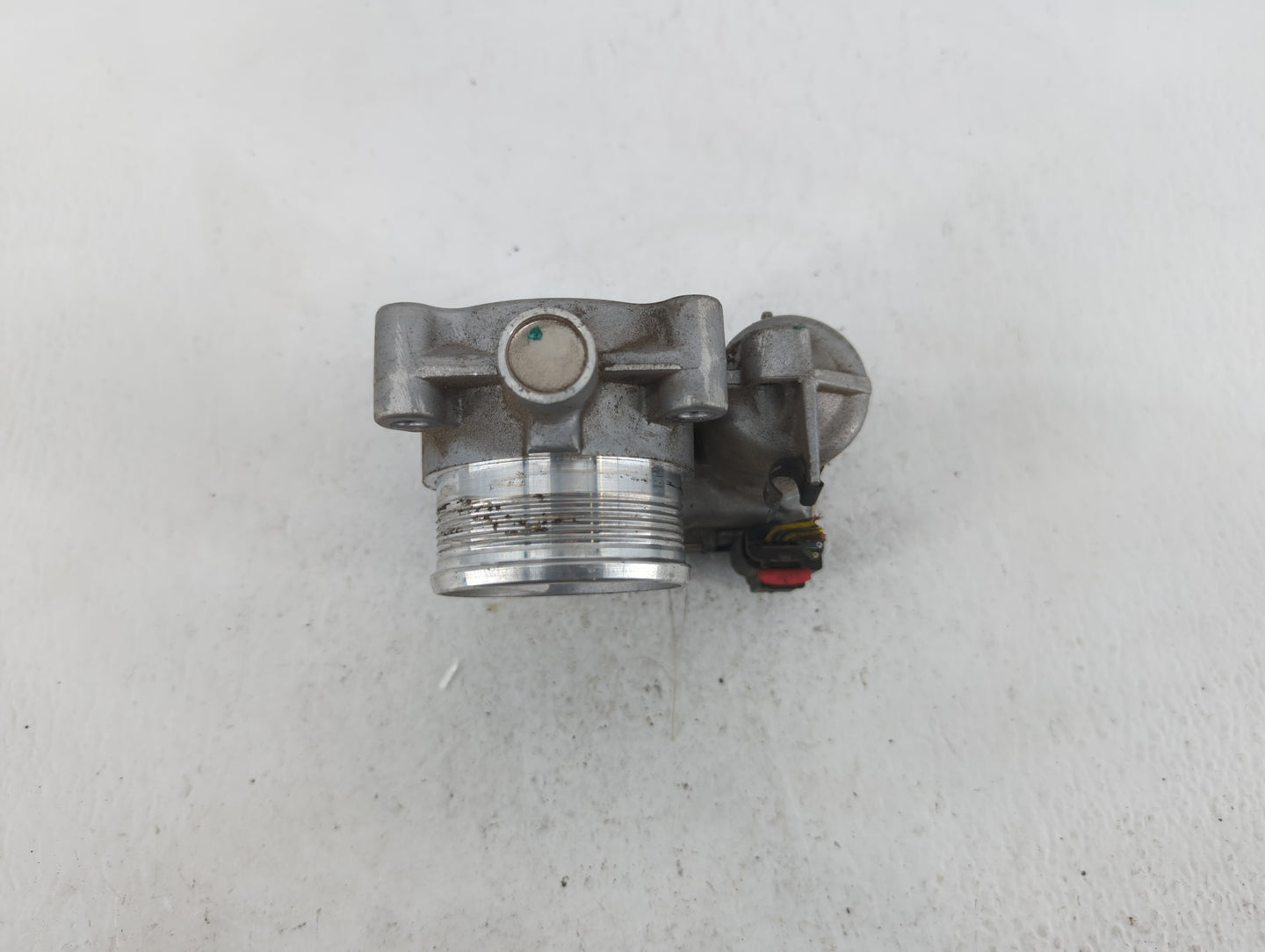2014-2018 Ford Focus Throttle Body P/N:0 280 750 566 DS7E-9F991-BB Fits Fits 2014 2015 2016 2017 2018 2019 OEM Used Auto Par