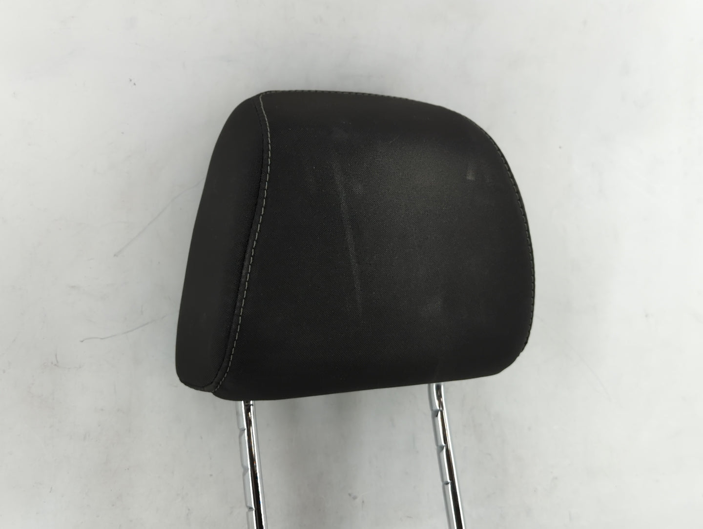 2015-2018 Ford Focus Headrest Head Rest Front Driver Passenger Seat Fits Fits 2015 2016 2017 2018 OEM Used Auto Parts - Oemu