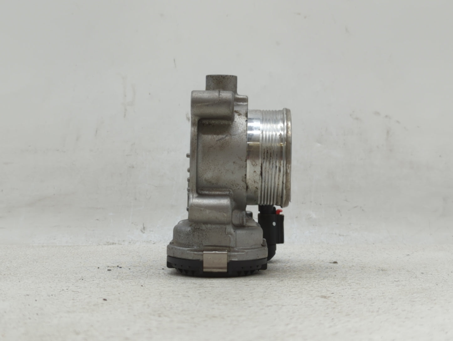 2014-2018 Ford Focus Throttle Body P/N:DS7E-9F991-BB Fits Fits 2014 2015 2016 2017 2018 2019 OEM Used Auto Parts - Oemusedau