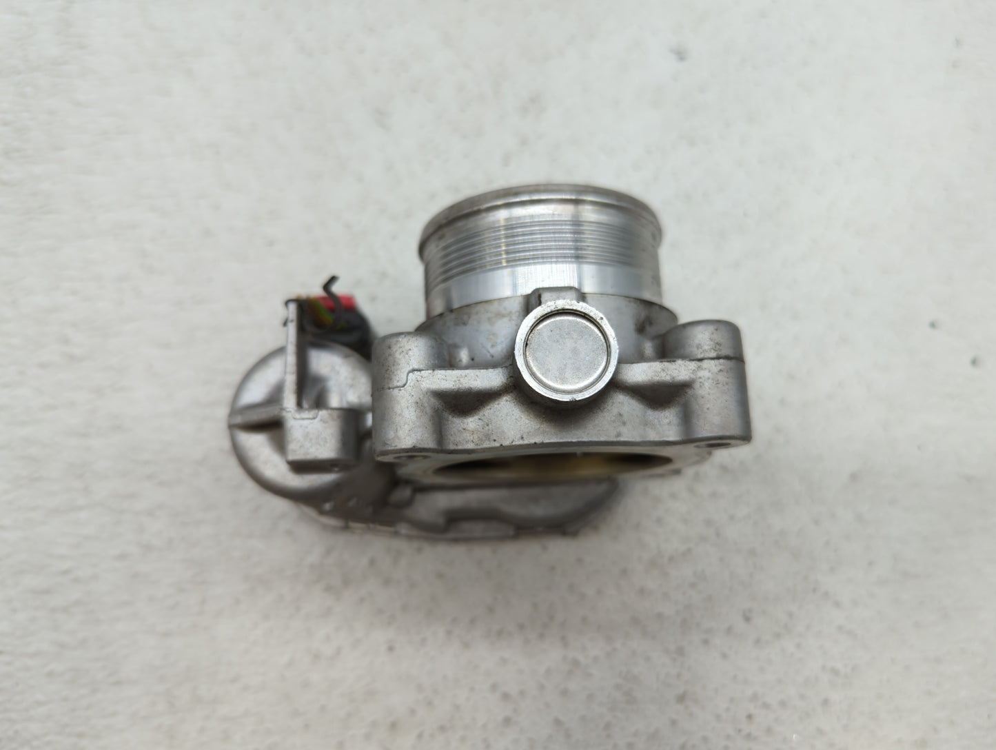 2014-2018 Ford Focus Throttle Body P/N:DS7E-9F991-BB Fits Fits 2014 2015 2016 2017 2018 2019 OEM Used Auto Parts - Oemusedau