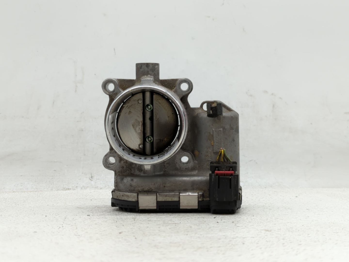 2014-2018 Ford Focus Throttle Body P/N:DS7E-9F991-BB Fits Fits 2014 2015 2016 2017 2018 2019 OEM Used Auto Parts - Oemusedau