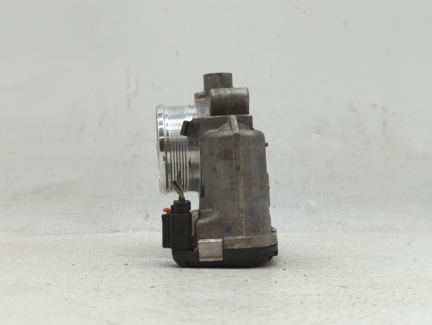 2014-2018 Ford Focus Throttle Body P/N:DS7E-9F991-BB Fits Fits 2014 2015 2016 2017 2018 2019 OEM Used Auto Parts - Oemusedau