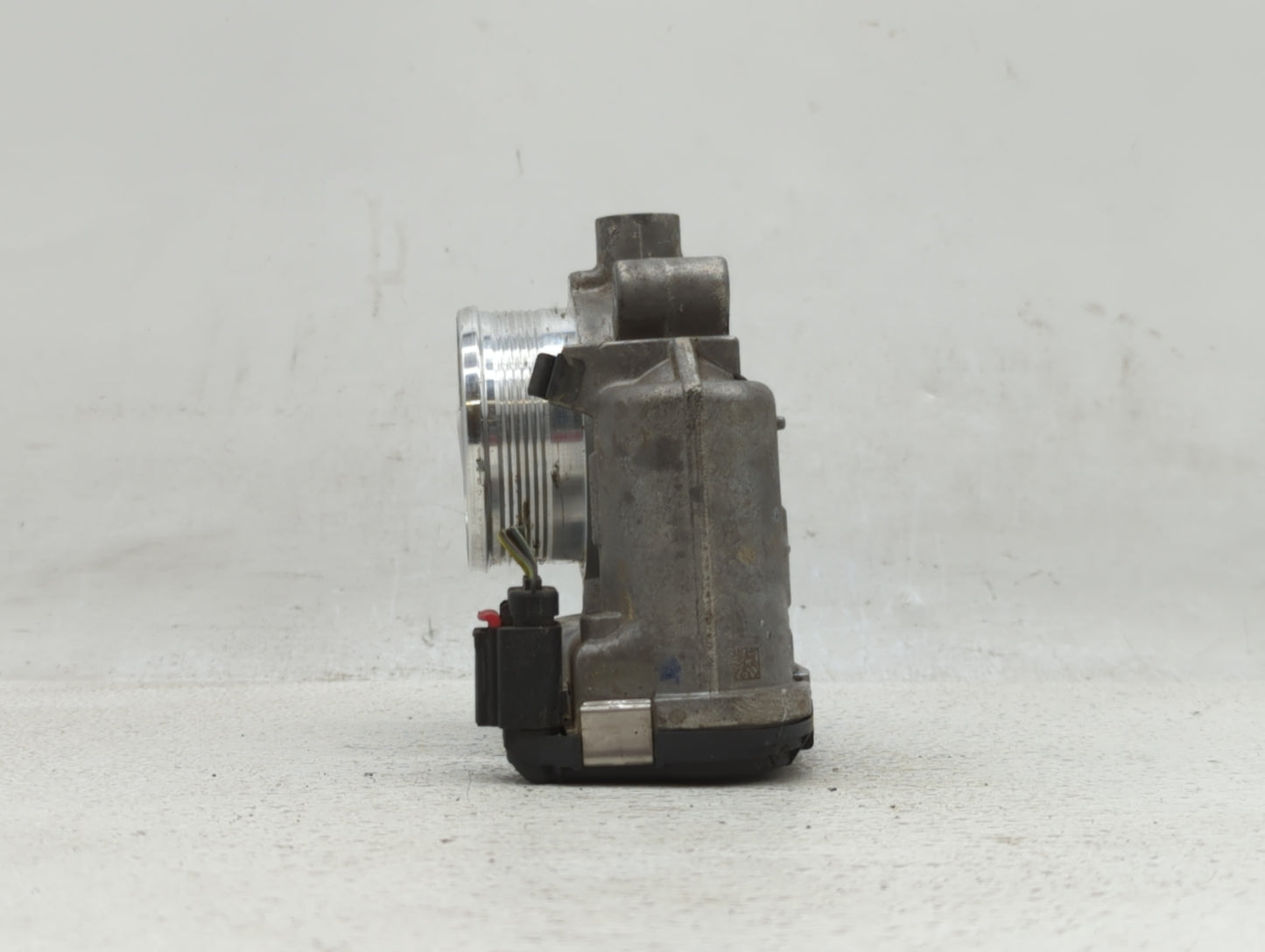 2014-2018 Ford Focus Throttle Body P/N:DS7E-9F991-BB Fits Fits 2014 2015 2016 2017 2018 2019 OEM Used Auto Parts - Oemusedau