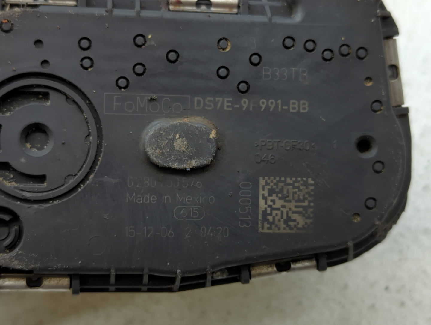 2014-2018 Ford Focus Throttle Body P/N:DS7E-9F991-BB Fits Fits 2014 2015 2016 2017 2018 2019 OEM Used Auto Parts - Oemusedau