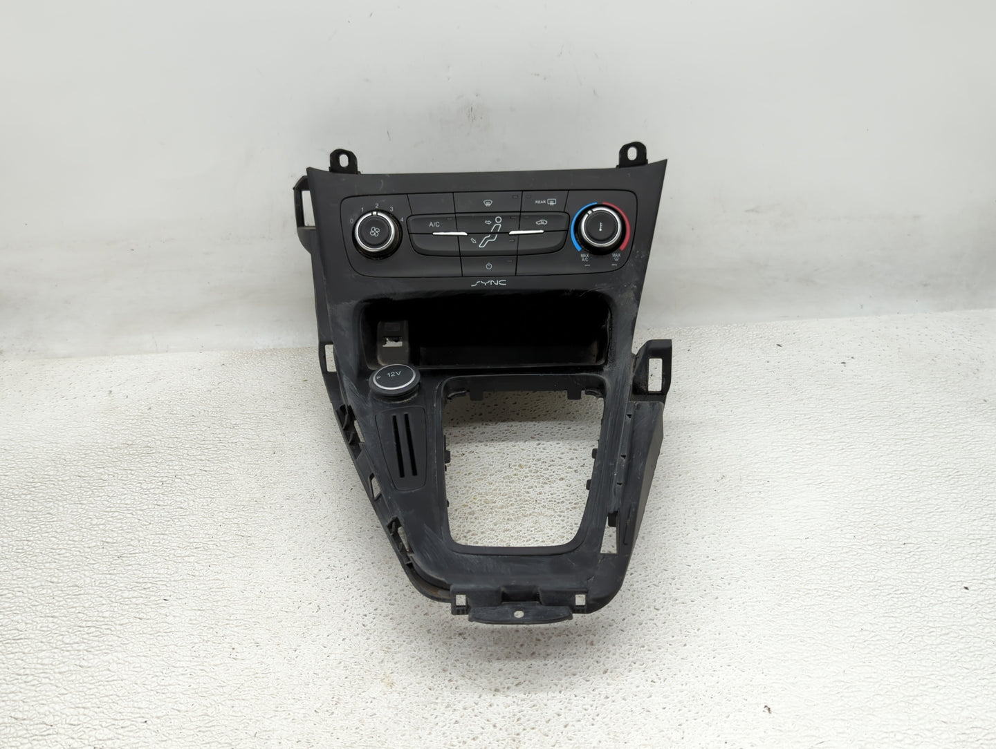 2015-2018 Ford Focus Climate Control Module Temperature AC/Heater Replacement P/N:F1ET-19980-JG F1ET-19980-JJ Fits OEM Used 