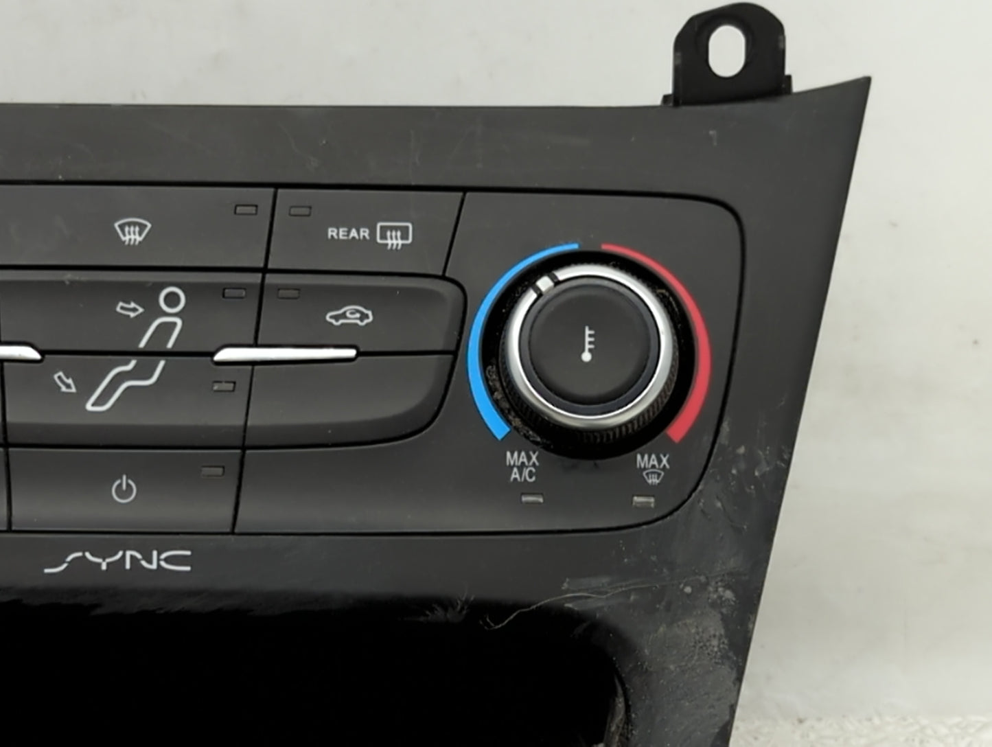 2015-2018 Ford Focus Climate Control Module Temperature AC/Heater Replacement P/N:F1ET-19980-JG F1ET-19980-JJ Fits OEM Used 