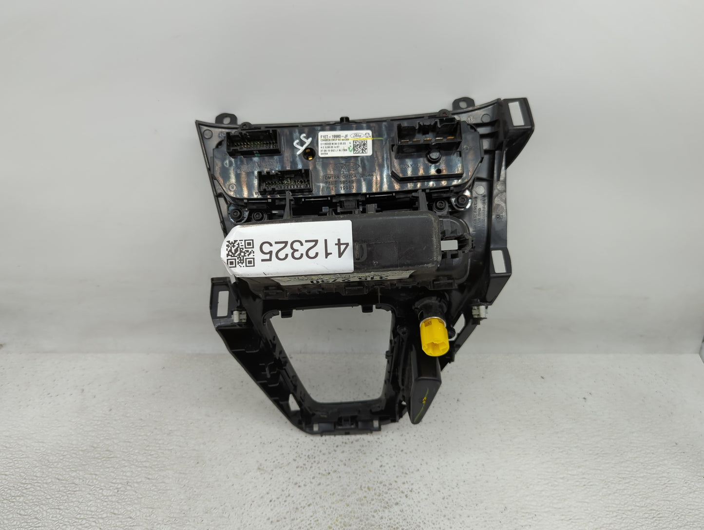 2015-2018 Ford Focus Climate Control Module Temperature AC/Heater Replacement P/N:F1ET-19980-JG F1ET-19980-JJ Fits OEM Used 