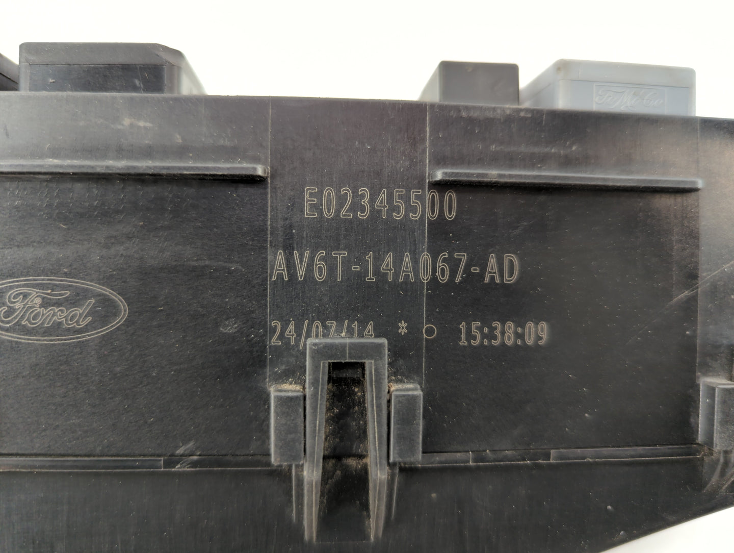 2016 Ford Focus Fusebox Fuse Box Panel Relay Module P/N:AV6T-14A067-AD AV6T-14A076-AB Fits OEM Used Auto Parts - Oemusedauto