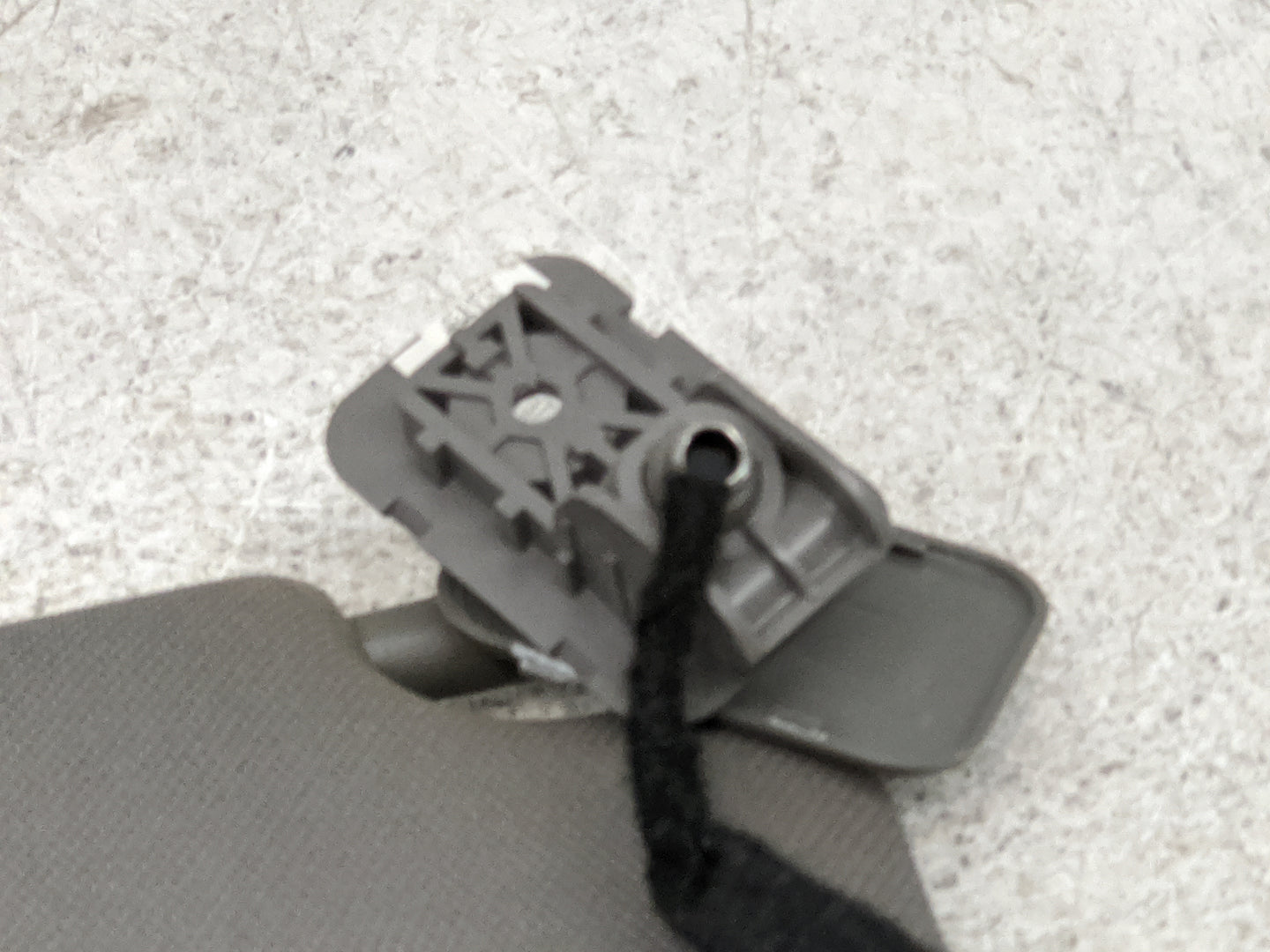 2013-2018 Ford Focus Sun Visor Shade Replacement Passenger Right Mirror Fits Fits 2013 2014 2015 2016 2017 2018 OEM Used Aut