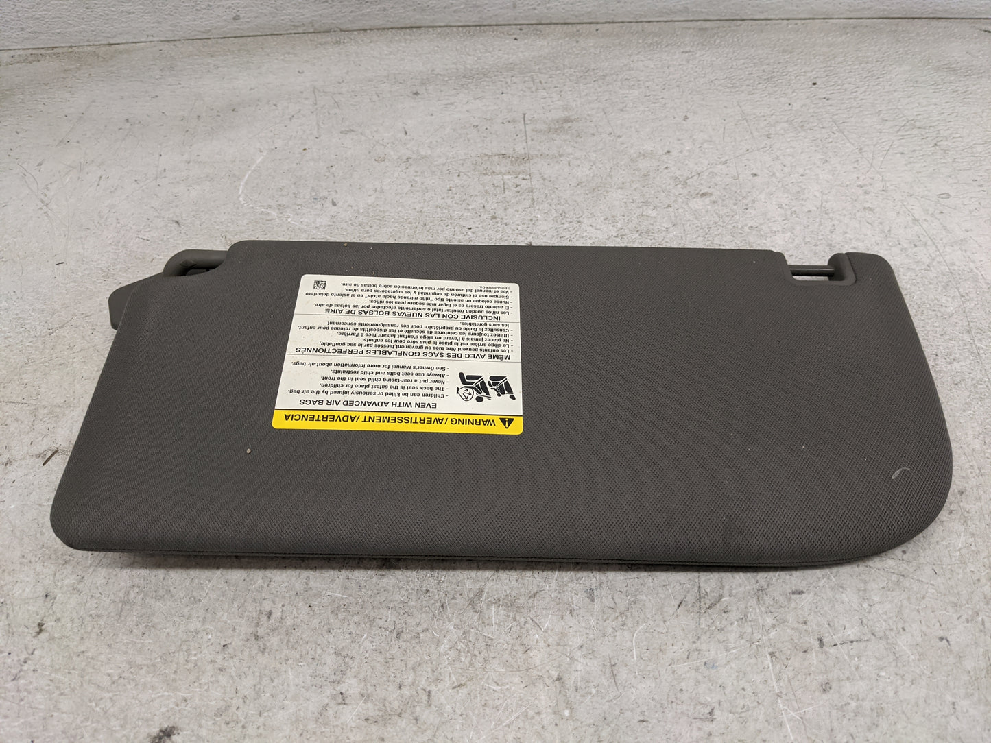 2013-2018 Ford Focus Sun Visor Shade Replacement Passenger Right Mirror Fits Fits 2013 2014 2015 2016 2017 2018 OEM Used Aut