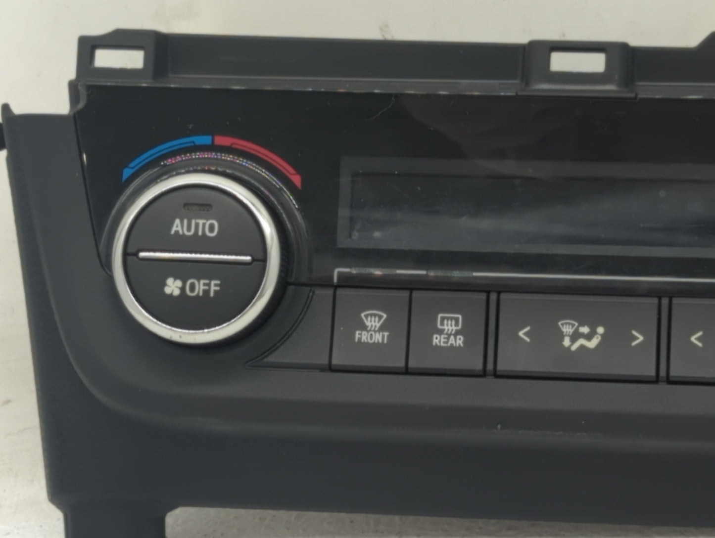 2016 Ford Focus Climate Control Module Temperature AC/Heater Replacement P/N:55406-02470 75F832, 210111, 55900-02500 Fits OE