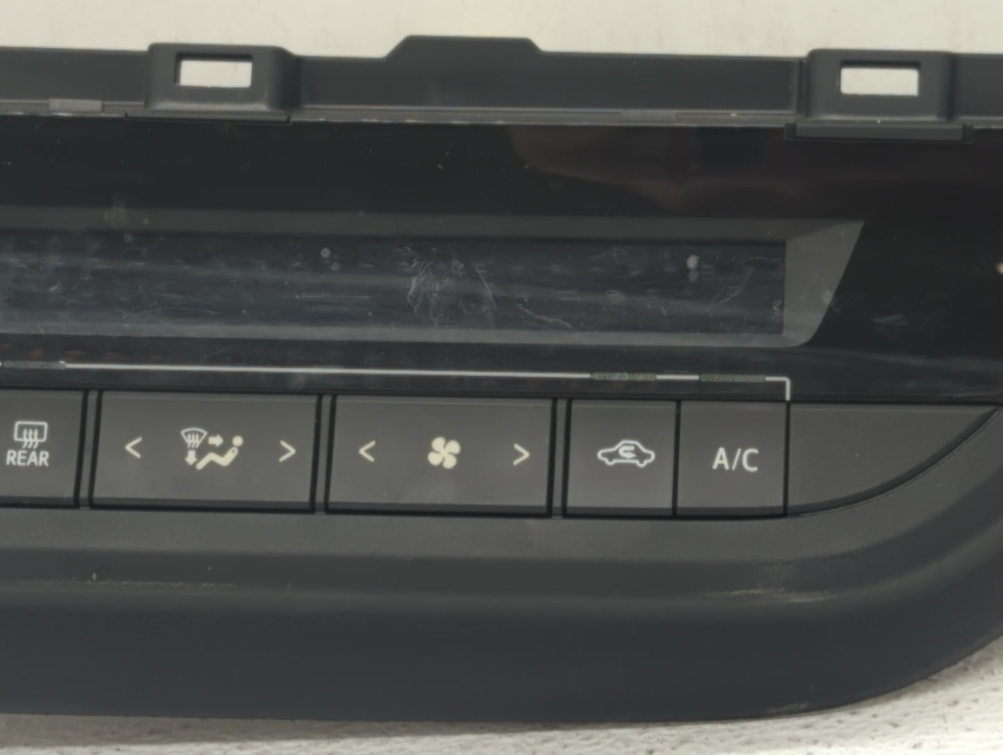 2016 Ford Focus Climate Control Module Temperature AC/Heater Replacement P/N:55406-02470 75F832, 210111, 55900-02500 Fits OE