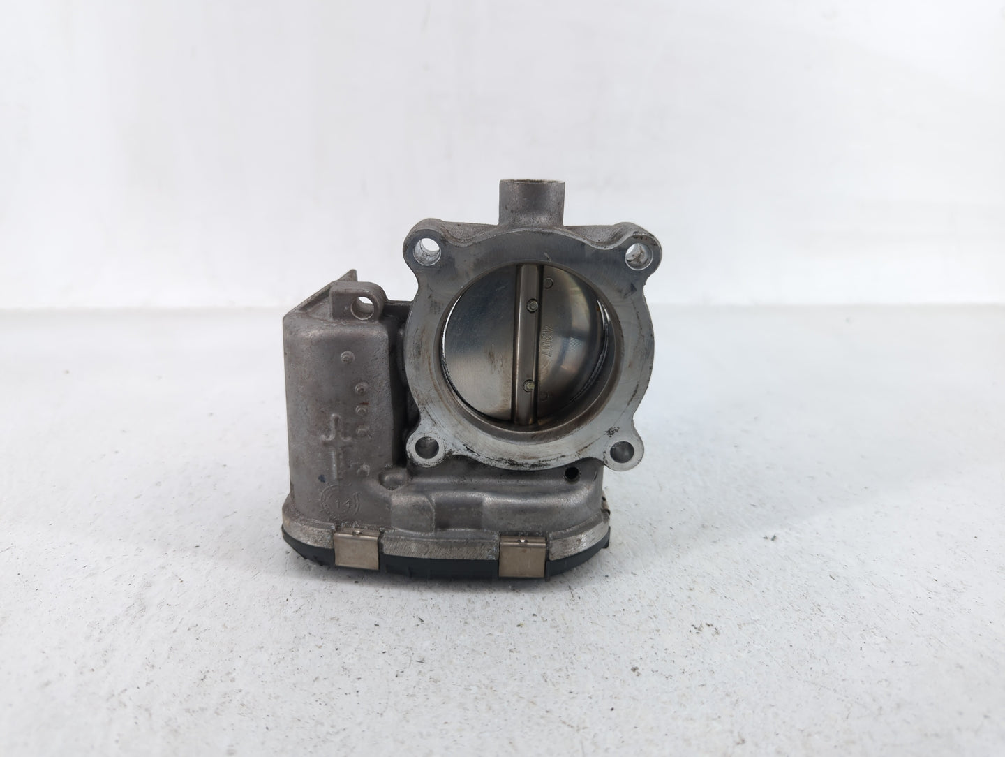 2014-2018 Ford Focus Throttle Body P/N:DS7E-9F991-BD DS7E-9F991-BB Fits Fits 2014 2015 2016 2017 2018 2019 2020 2021 2022 OE
