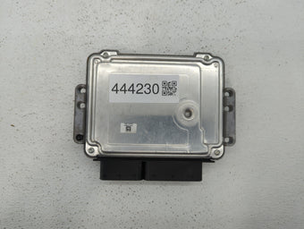 compare product 2013-2018 Ford Focus PCM Engine Control Computer ECU ECM PCU OEM P/N:FM5A-12A650-ADB EM5A-12A650-ACB Fits OEM Used Auto Parts
