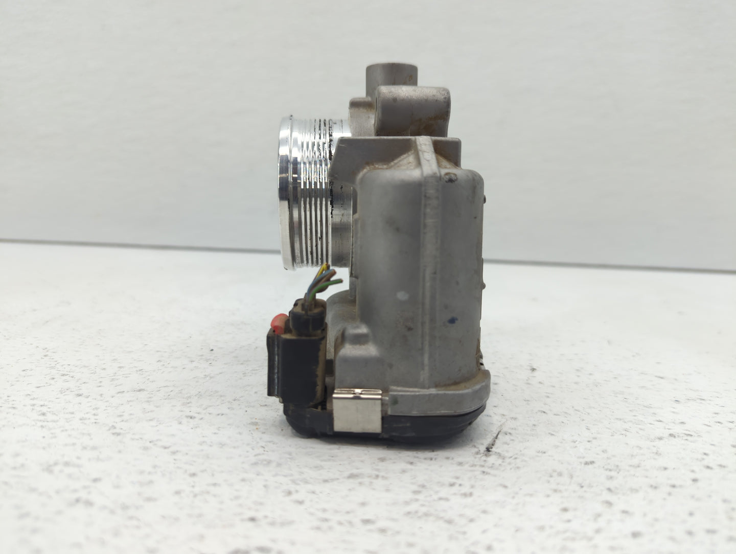 2014-2018 Ford Focus Throttle Body P/N:DS7E-9F991-BB DS7E-9F991-BD Fits Fits 2014 2015 2016 2017 2018 2019 2020 2021 2022 OE