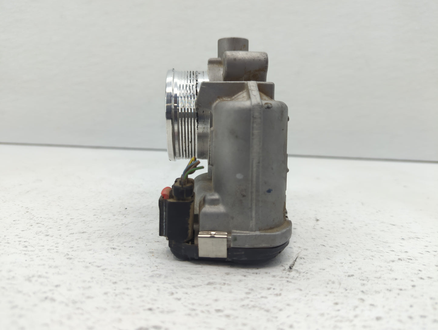 2014-2018 Ford Focus Throttle Body P/N:DS7E-9F991-BB DS7E-9F991-BD Fits Fits 2014 2015 2016 2017 2018 2019 2020 2021 2022 OE