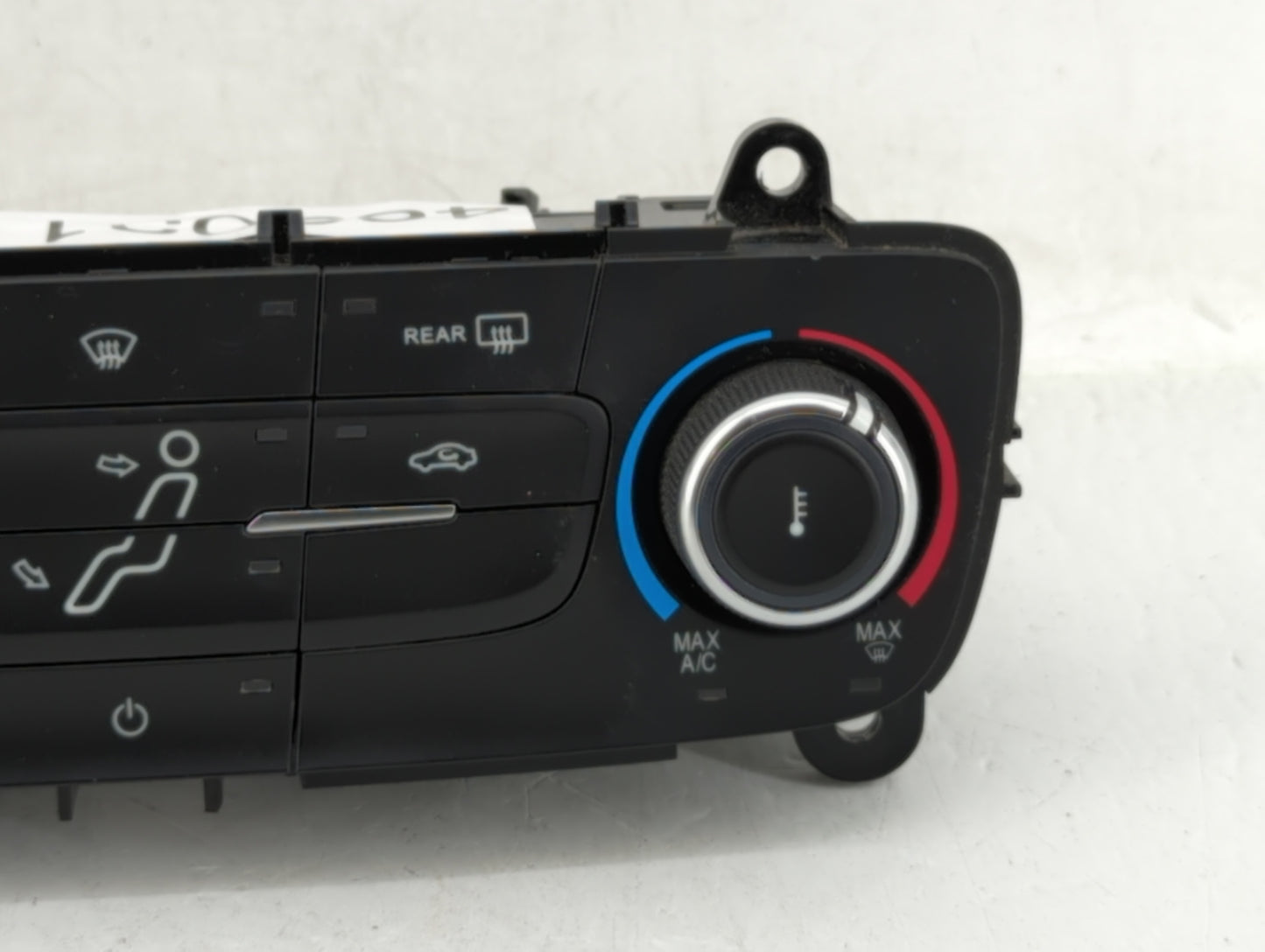 2015-2018 Ford Focus Climate Control Module Temperature AC/Heater Replacement P/N:F1ET-19980-JG F1ET-19980-LJ Fits OEM Used 
