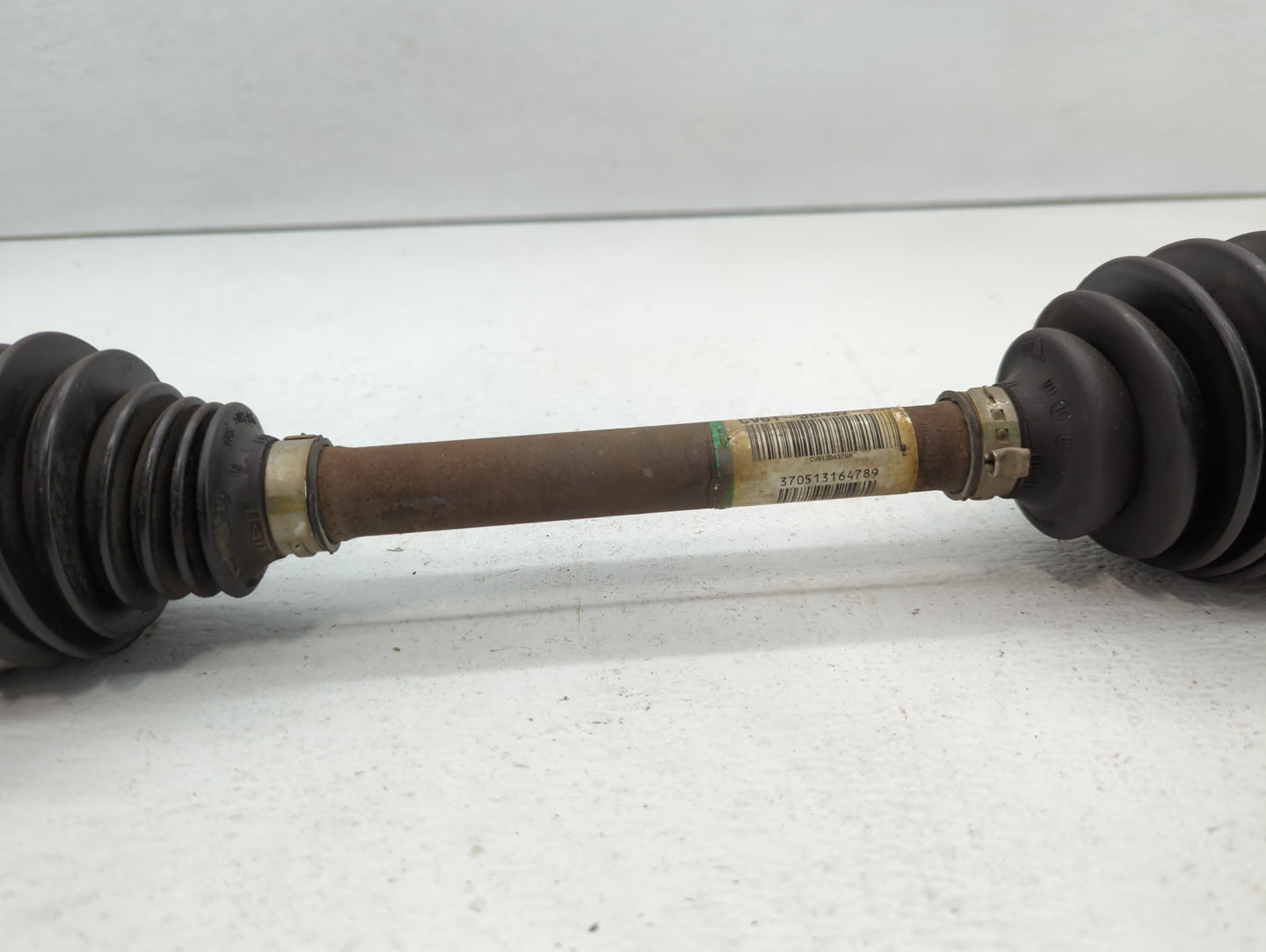 2012-2018 Ford Focus Axle Shaft Front Driver Cv C/v - Oemusedautoparts1.com