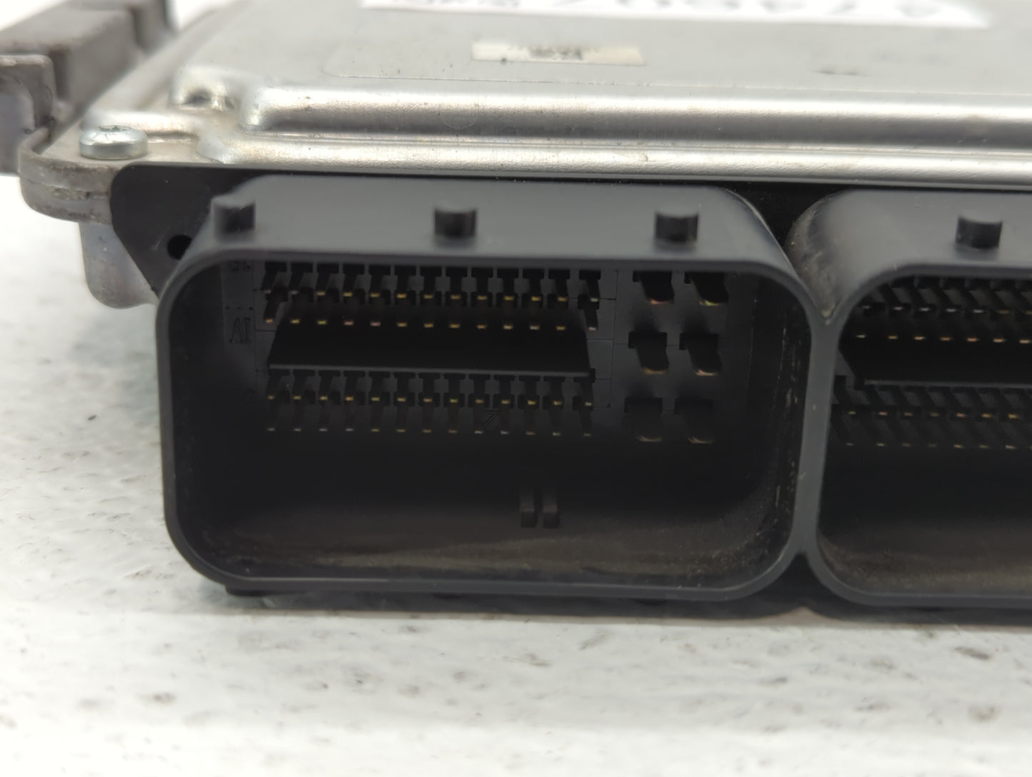 2013-2018 Ford Focus PCM Engine Control Computer ECU ECM PCU OEM P/N:FM5A-12A650-ADB EV61-12B684-BC Fits OEM Used Auto Parts