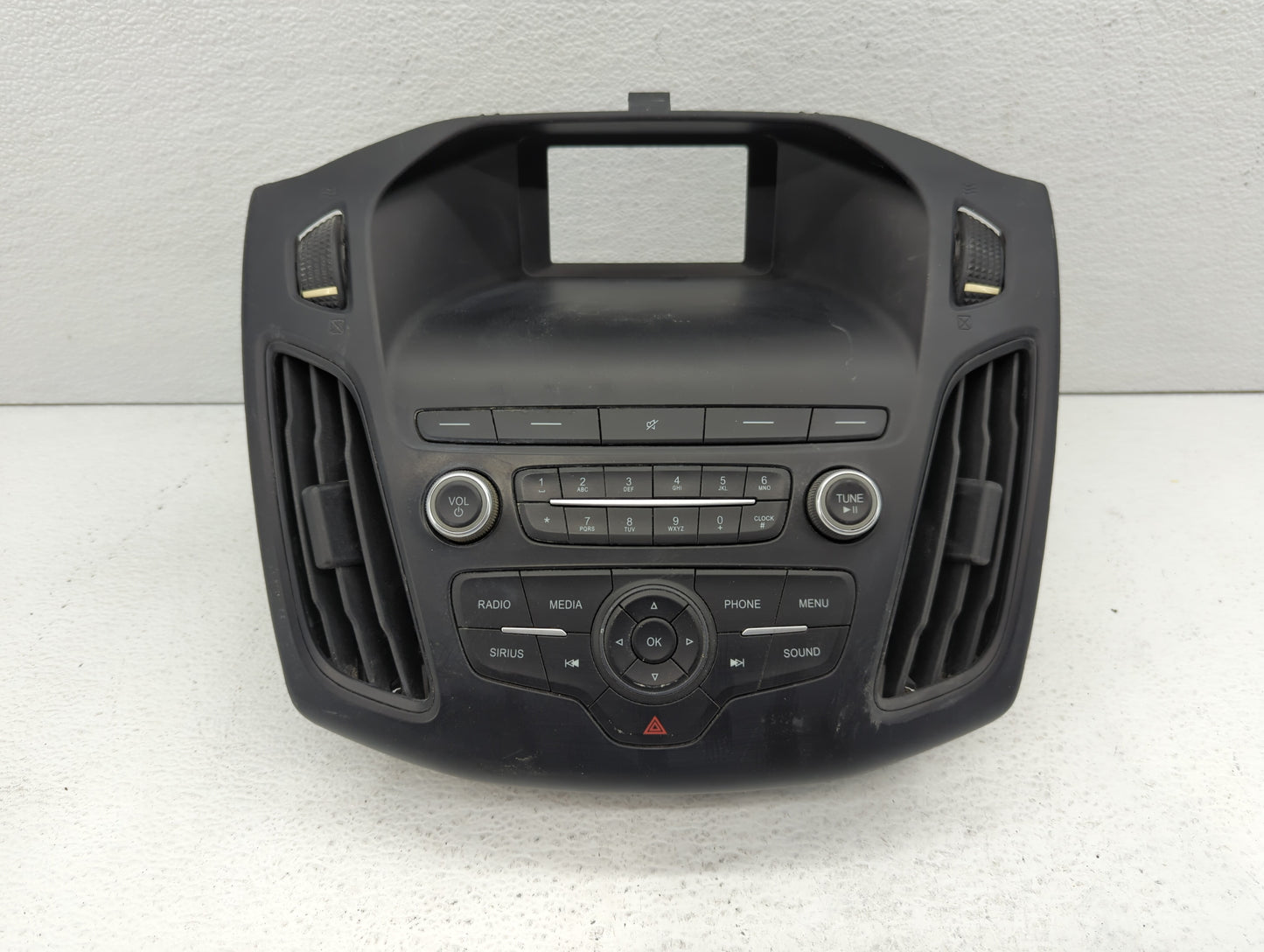 2015-2018 Ford Focus Radio Control Panel - Oemusedautoparts1.com