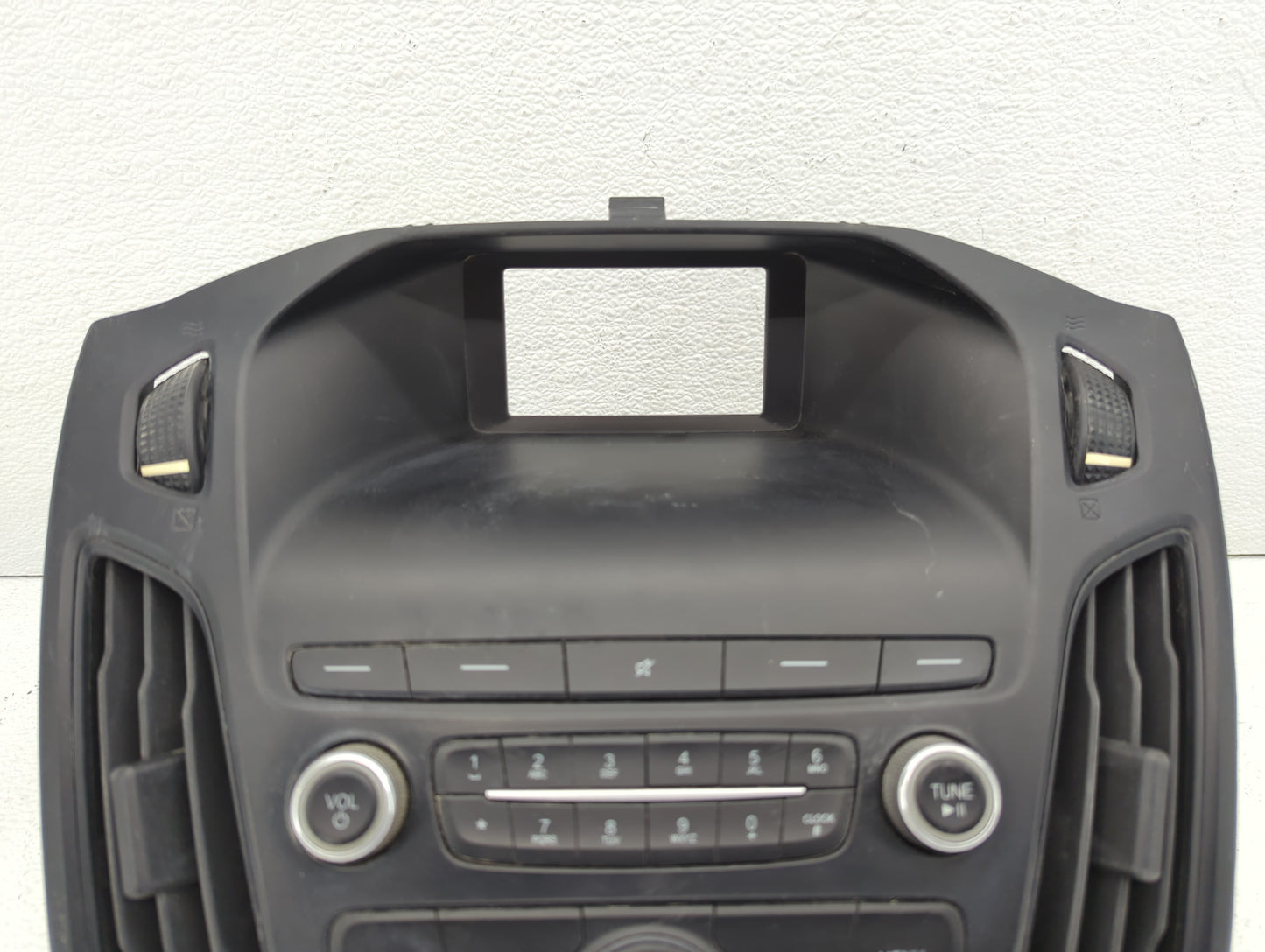 2015-2018 Ford Focus Radio Control Panel - Oemusedautoparts1.com