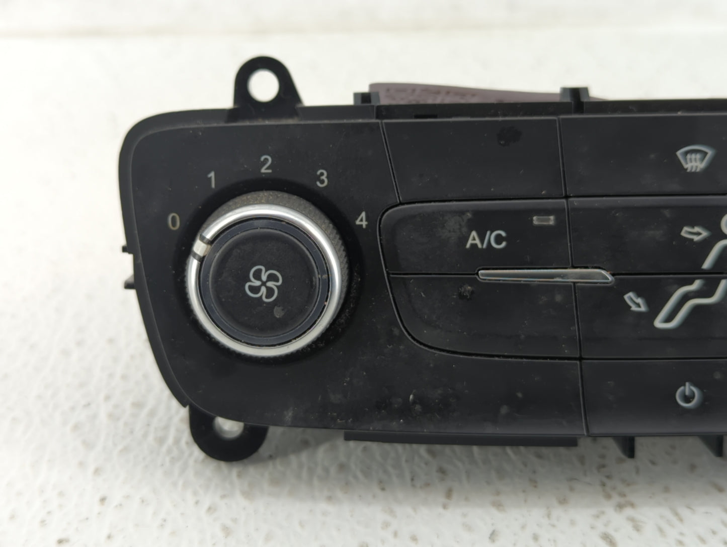 2015-2018 Ford Focus Climate Control Module Temperature AC/Heater Replacement P/N:F1ET-19980-JJ Fits Fits 2015 2016 2017 201