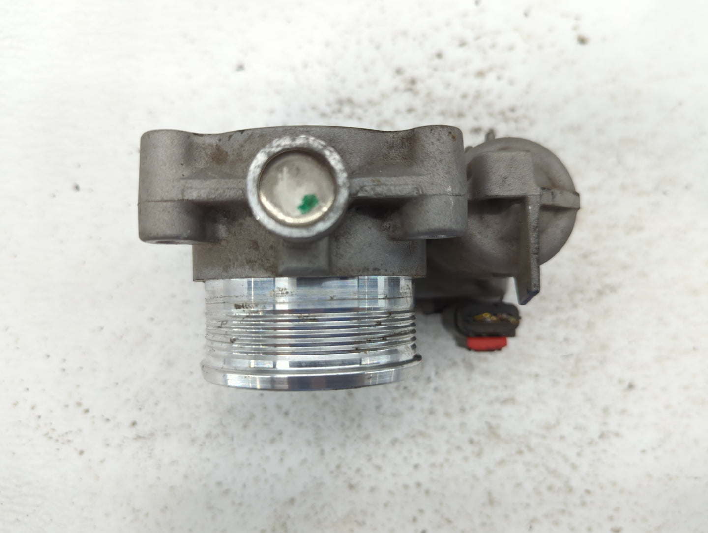 2014-2018 Ford Focus Throttle Body P/N:DS7E-9F991-BB Fits Fits 2014 2015 2016 2017 2018 2019 2020 2021 2022 OEM Used Auto Pa