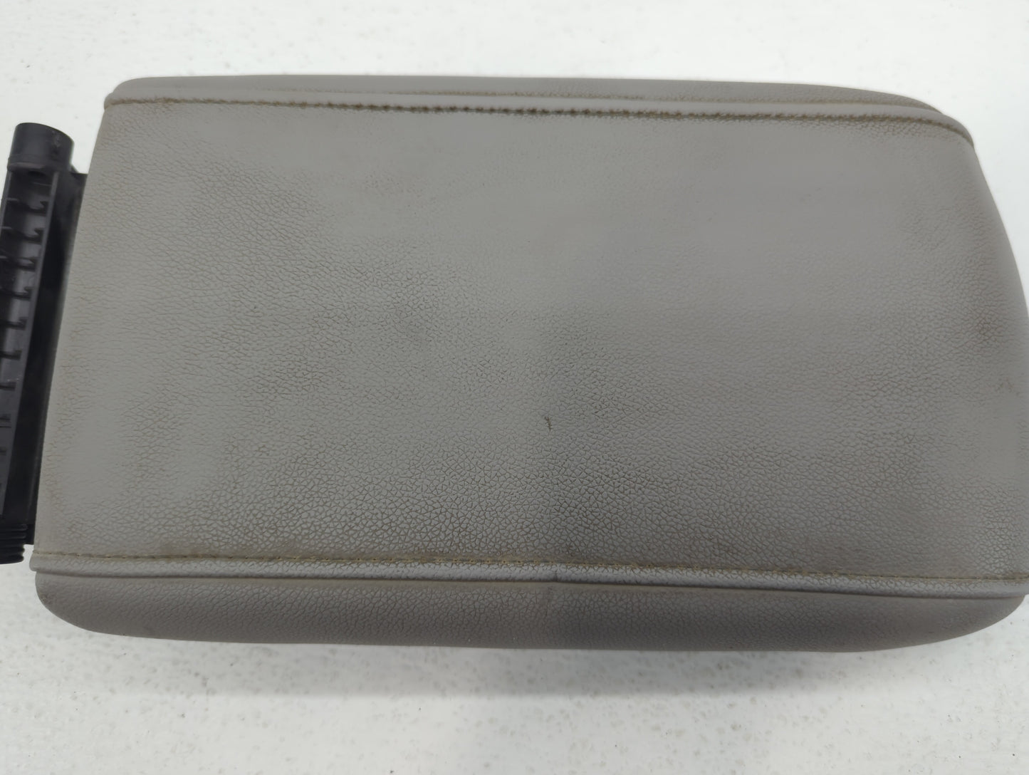 2016 Ford Focus Center Console Armrest Cover Lid Grey - Oemusedautoparts1.com