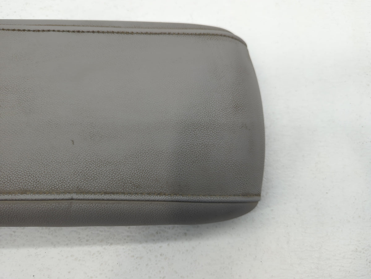 2016 Ford Focus Center Console Armrest Cover Lid Grey - Oemusedautoparts1.com