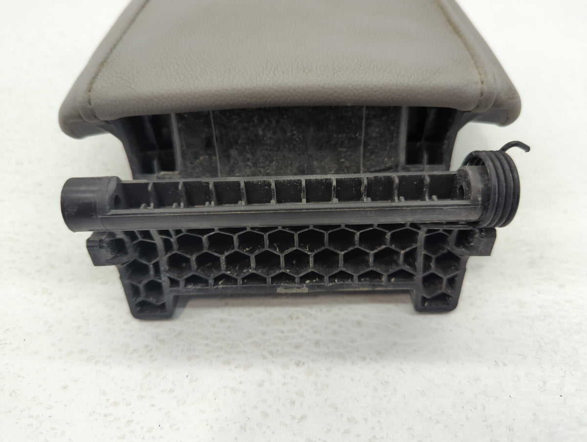 2016 Ford Focus Center Console Armrest Cover Lid Grey - Oemusedautoparts1.com
