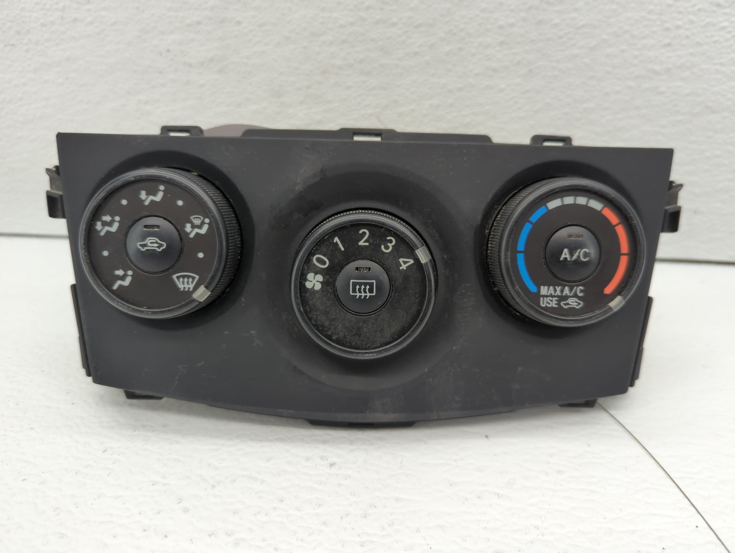 2015-2018 Ford Focus Climate Control Module Temperature AC/Heater Replacement P/N:F1ET-18C612-CG F1ET-18C612-CJ Fits OEM Use