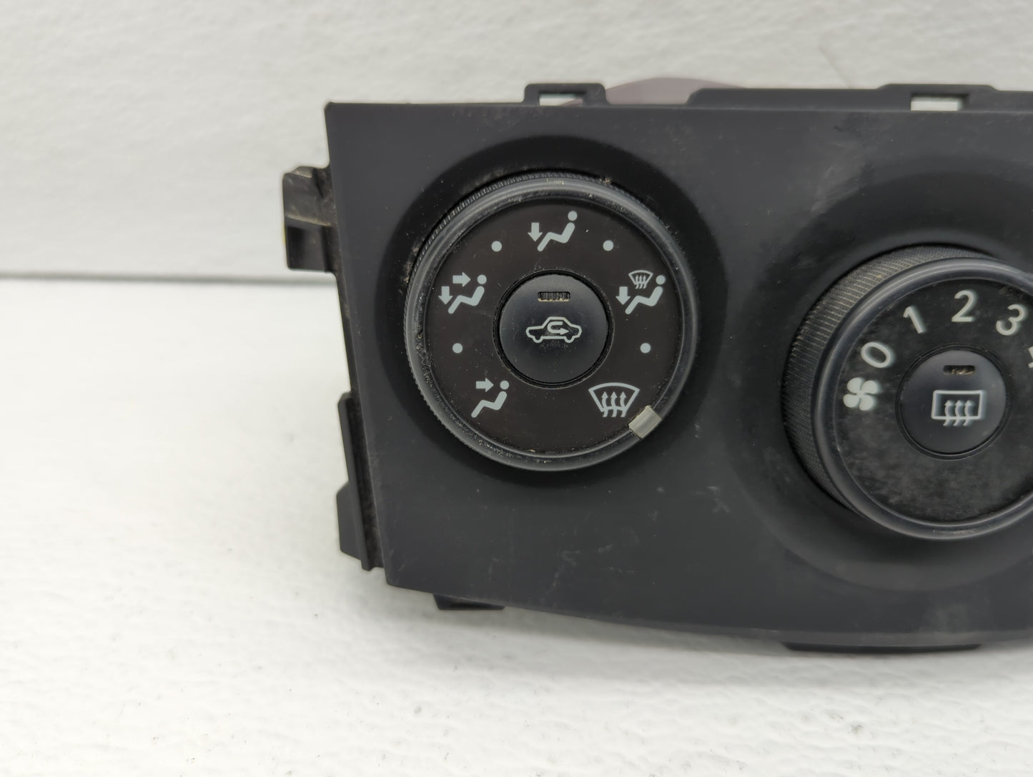 2015-2018 Ford Focus Climate Control Module Temperature AC/Heater Replacement P/N:F1ET-18C612-CG F1ET-18C612-CJ Fits OEM Use