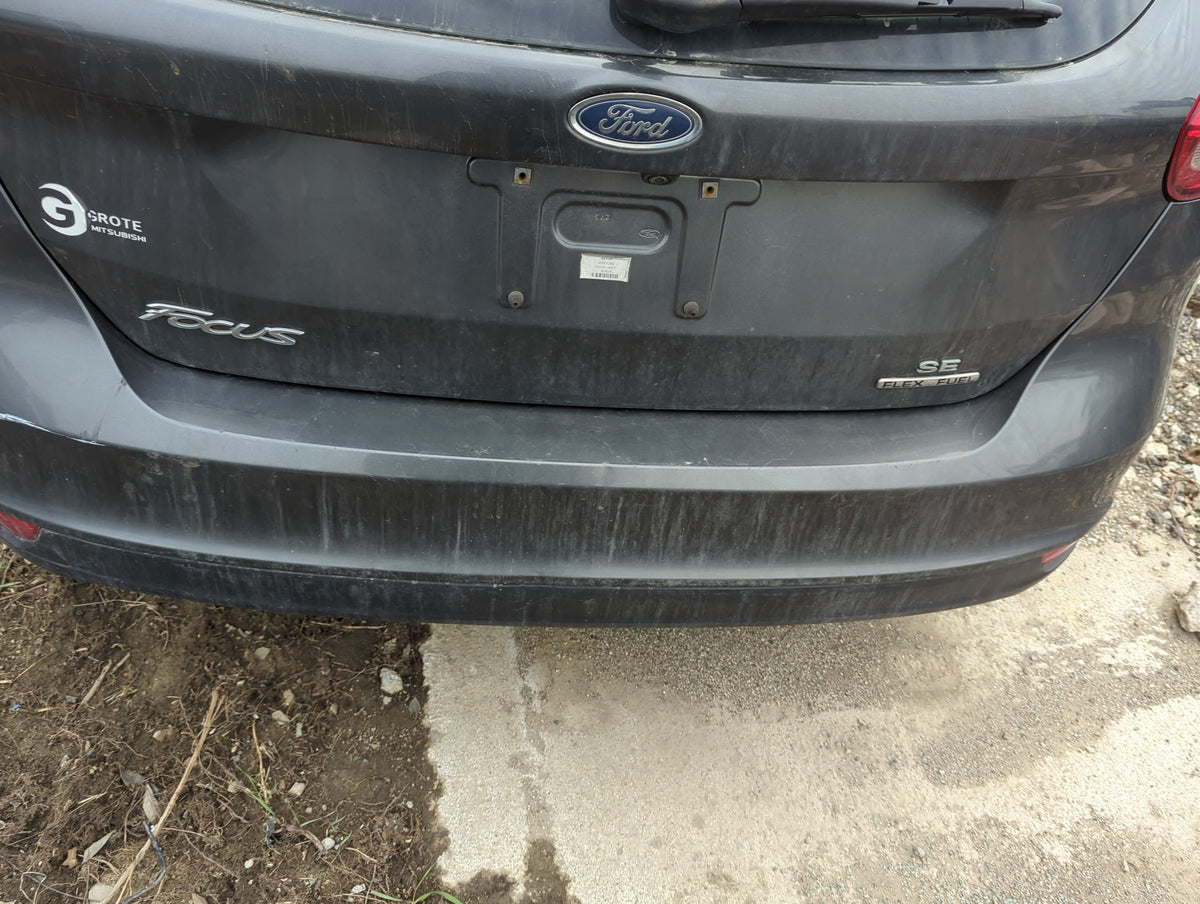 2015-2018 Ford Focus Rear Bumper Assembly Oem 5013264 - Oemusedautoparts1.com