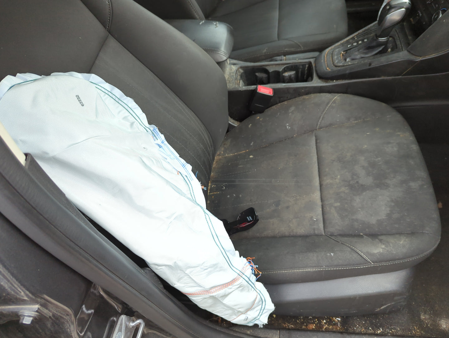 2015-2018 Ford Focus Passenger Front Seat Oem 5013279 - Oemusedautoparts1.com