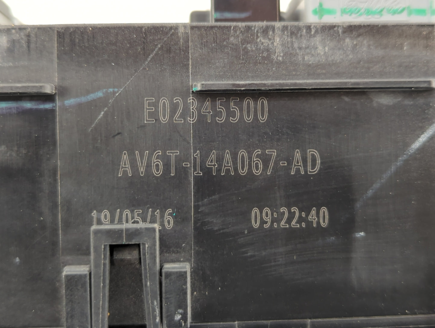 2016 Ford Focus Fusebox Fuse Box Panel Relay Module P/N:AV6T-14A067-AD AV6T-14A076-AB Fits OEM Used Auto Parts - Oemusedauto