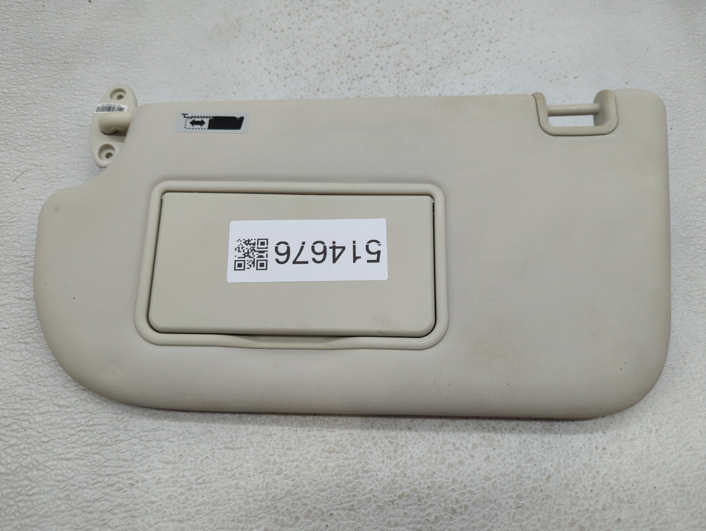 2013-2018 Ford Focus Sun Visor Shade Replacement Passenger Right Mirror Fits Fits 2013 2014 2015 2016 2017 2018 OEM Used Aut