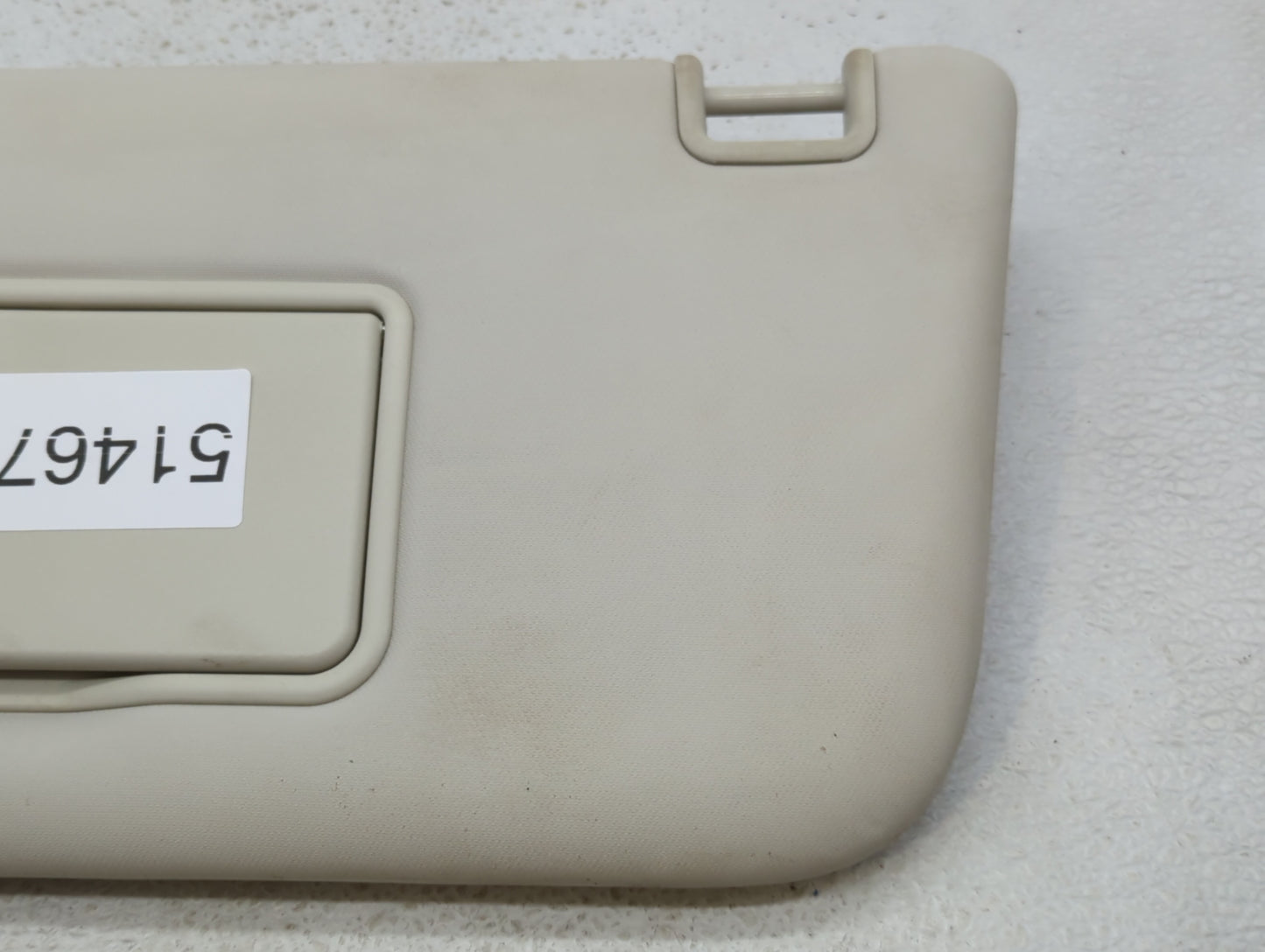 2013-2018 Ford Focus Sun Visor Shade Replacement Passenger Right Mirror Fits Fits 2013 2014 2015 2016 2017 2018 OEM Used Aut
